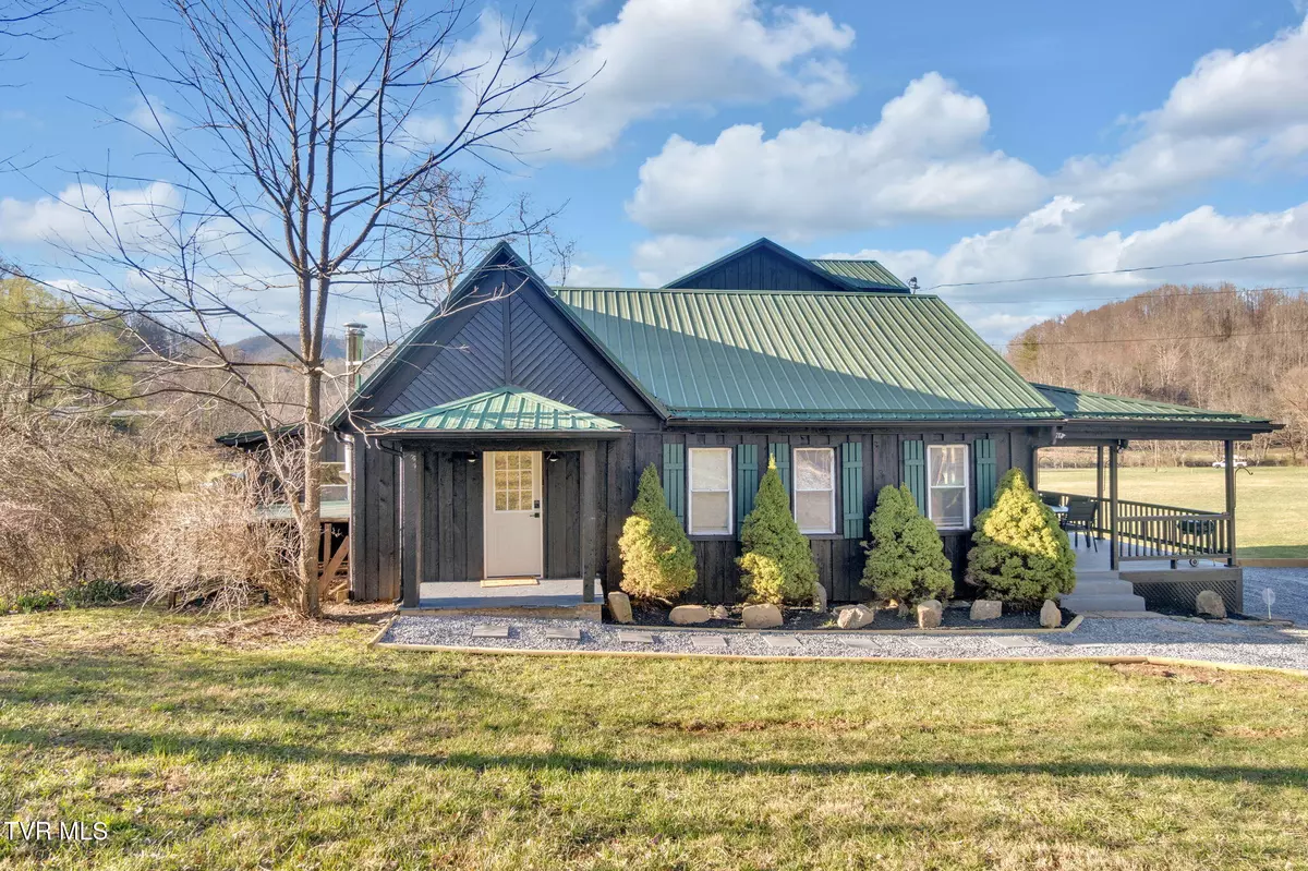 Roan Mountain, TN 37687,136 Beecher Holtsclaw RD