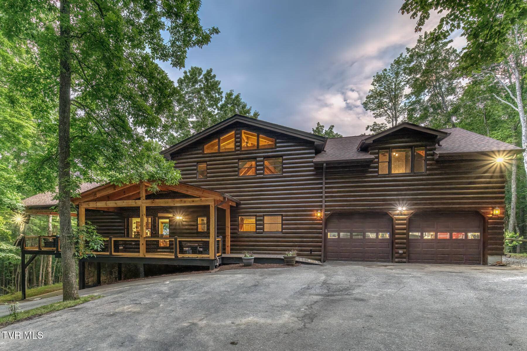 191 Bear Ridge DR, Butler, TN 37640