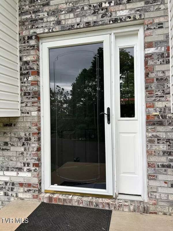 Bristol, VA 24201,115 Ashley DR