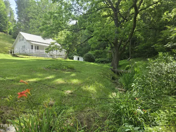 Roan Mountain, TN 37687,194 Miller Hollow RD