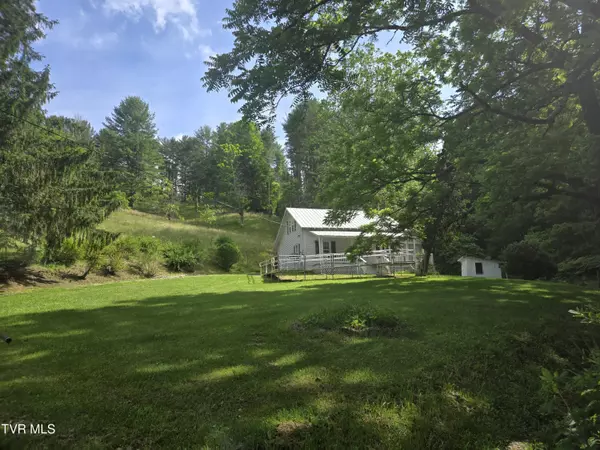 Roan Mountain, TN 37687,194 Miller Hollow RD