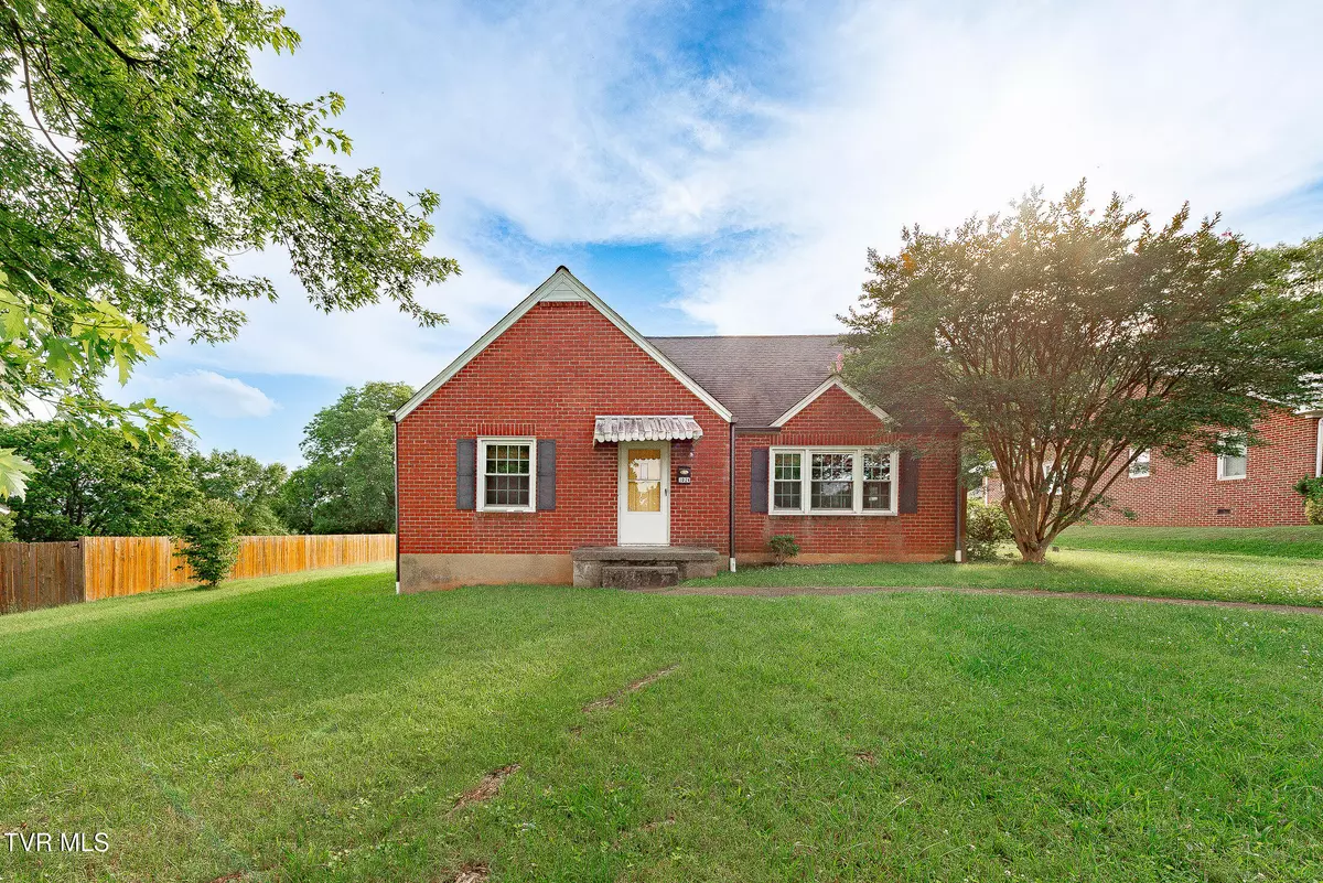 Kingsport, TN 37660,1024 Sharondale AVE