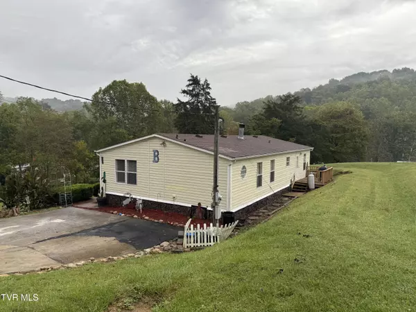 Bristol, TN 37620,861 Hickory Tree RD