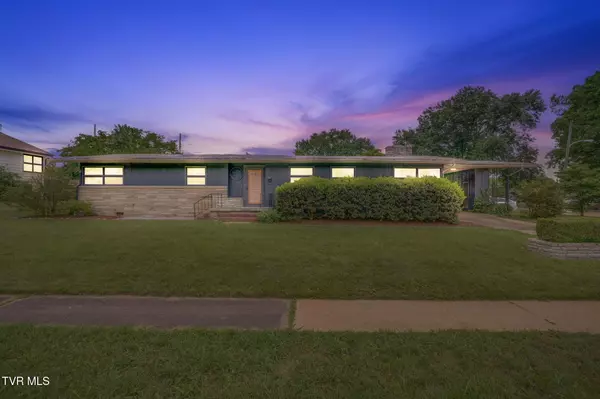 2011 Bruce ST, Kingsport, TN 37664