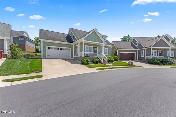 Johnson City, TN 37601,379 Princeton Gardens DR
