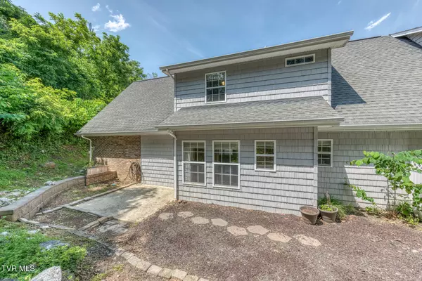 Gray, TN 37615,82 Hiddenbrook LN #82