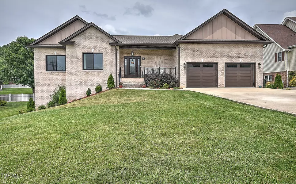 55 Farmstead LN, Jonesborough, TN 37659