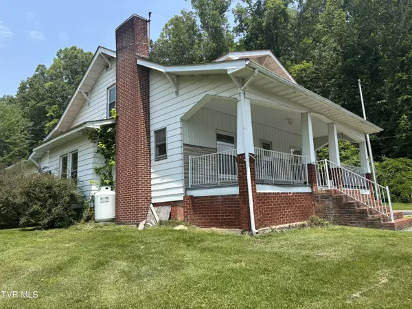 Clintwood, VA 24228,139 Oak Dale DR