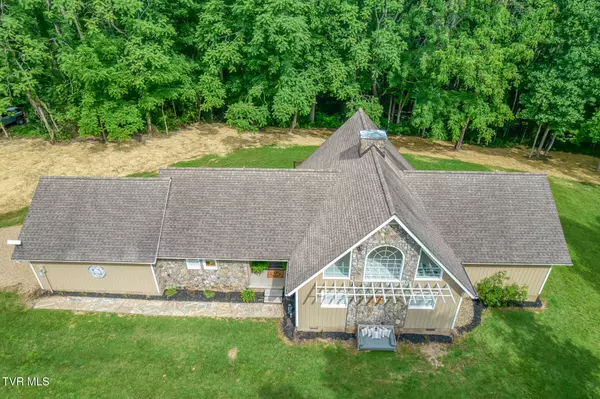 Elizabethton, TN 37643,128 Tanner DR