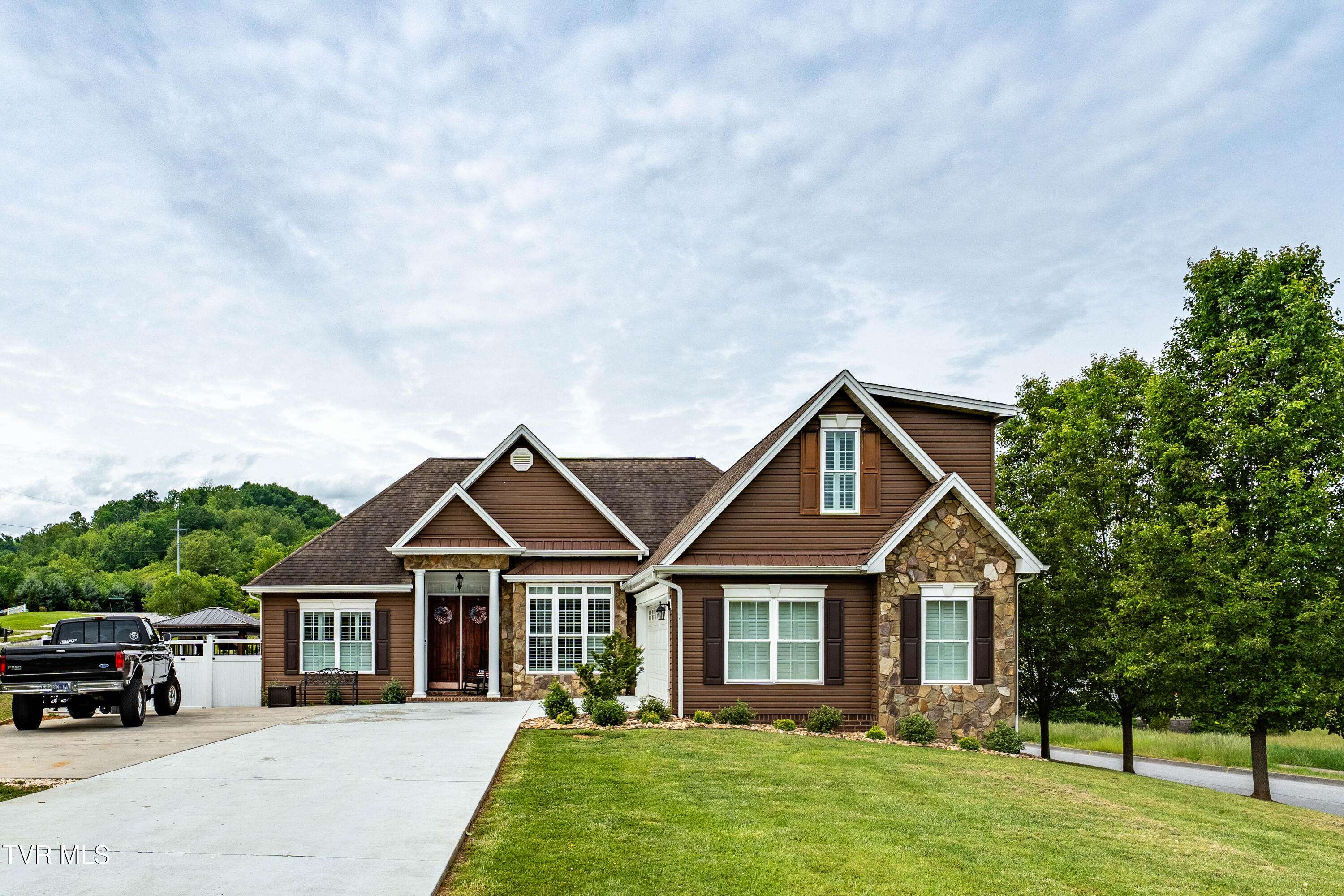 Kingsport, TN 37663,1124 Martingale SQ