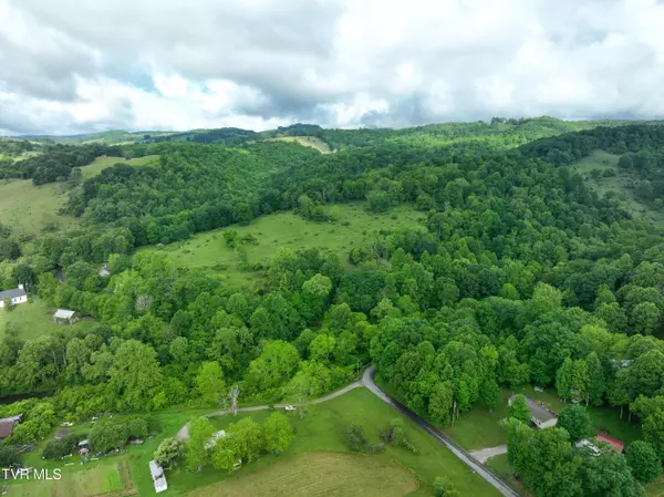 Lebanon, VA 24266,000 Moccasin Valley RD