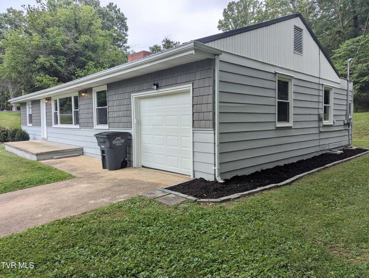 Kingsport, TN 37664,2324 Inglewood DR