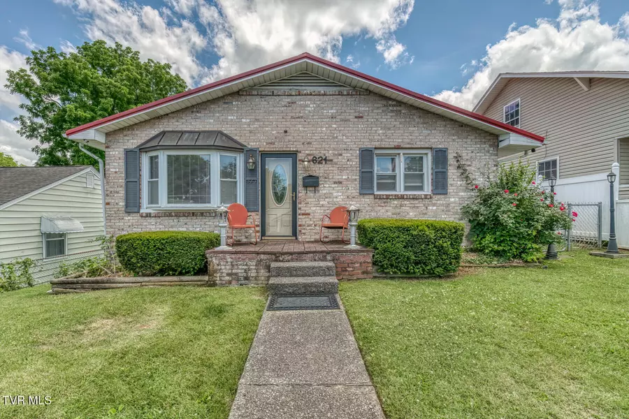 621 Hamilton ST, Johnson City, TN 37604