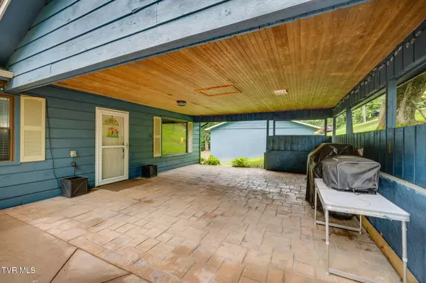 Elizabethton, TN 37643,177 Aviation DR