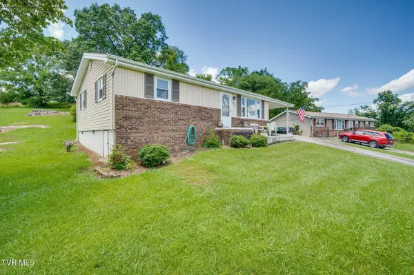 Kingsport, TN 37664,221 Mcfarland DR
