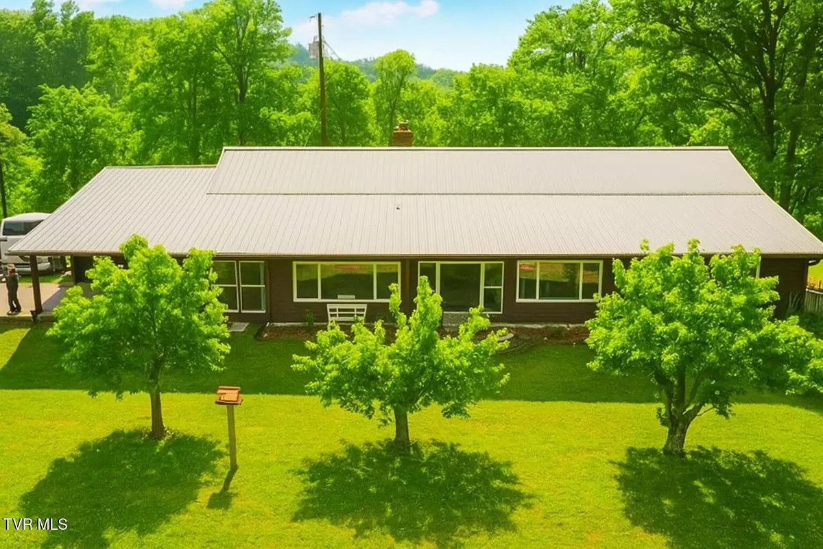 Sevierville, TN 37876,3521 James Phillips WAY