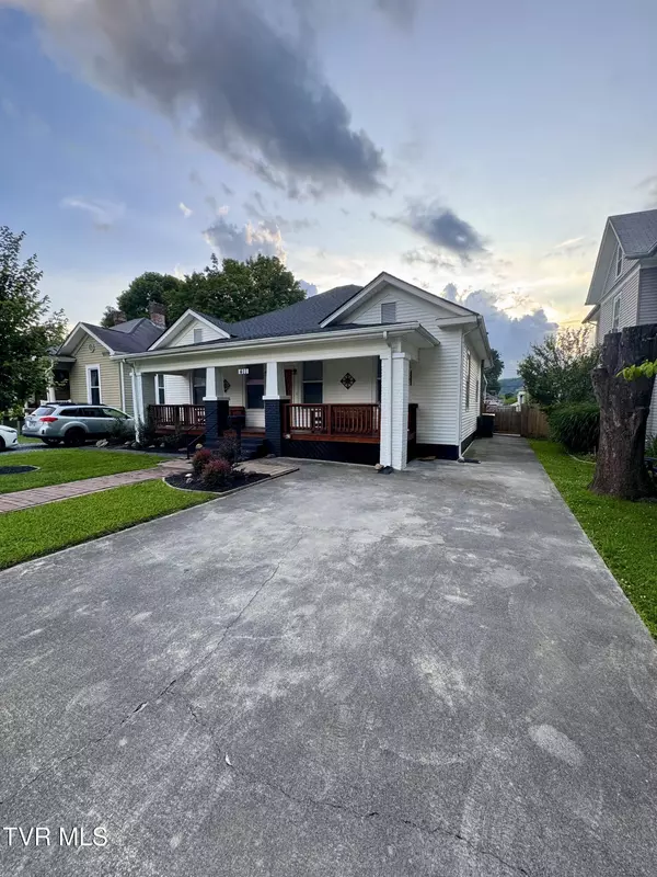 Erwin, TN 37650,411 Clinchfield AVE