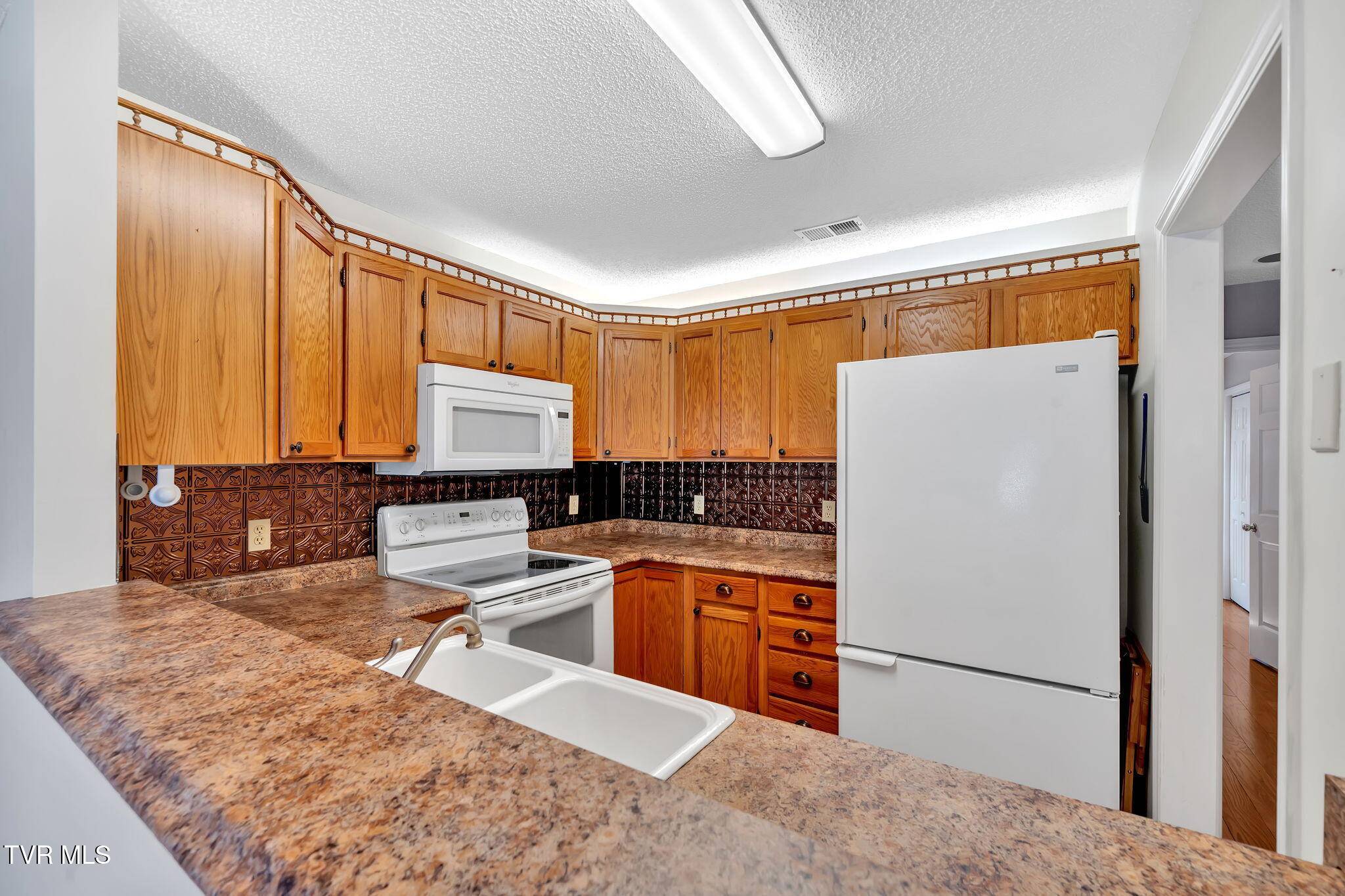 Kingsport, TN 37660,308 Arbor TER