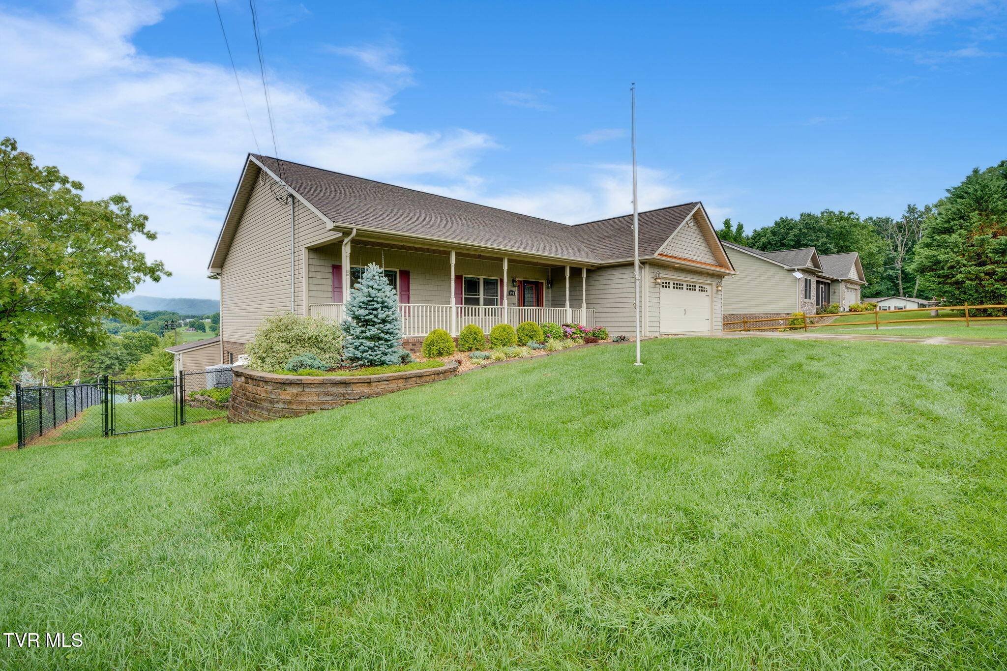 Jonesborough, TN 37659,397 Ridgecrest RD