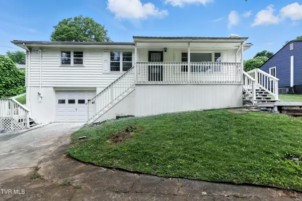 3970 Memorial BLVD, Kingsport, TN 37664