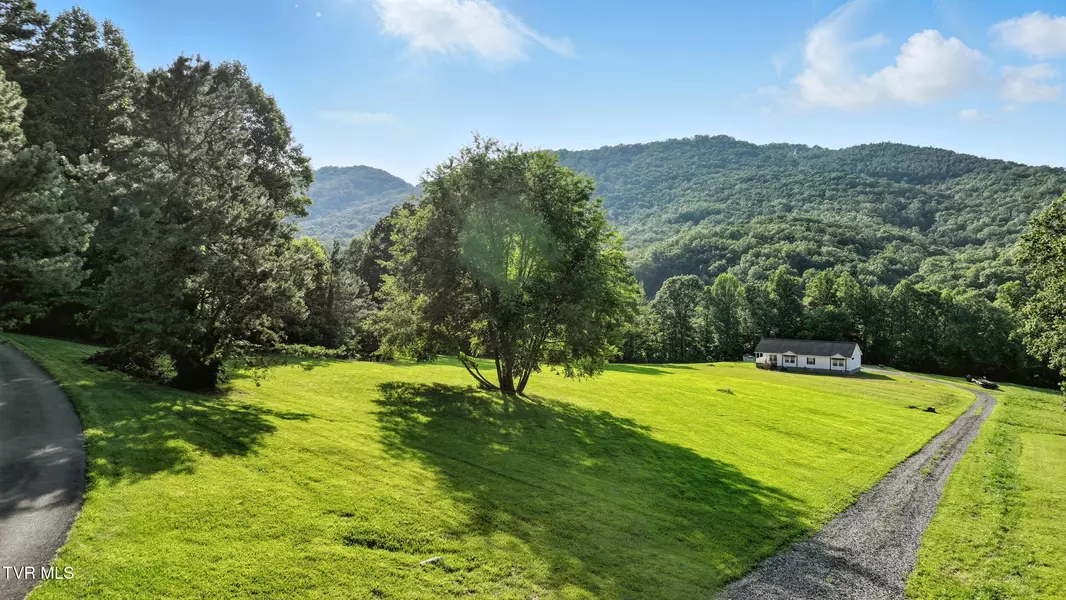 Tbd Persimmon DR, Big Stone Gap, VA 24219