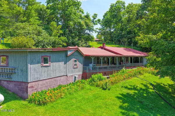 120 Hammond RD, Rogersville, TN 37857