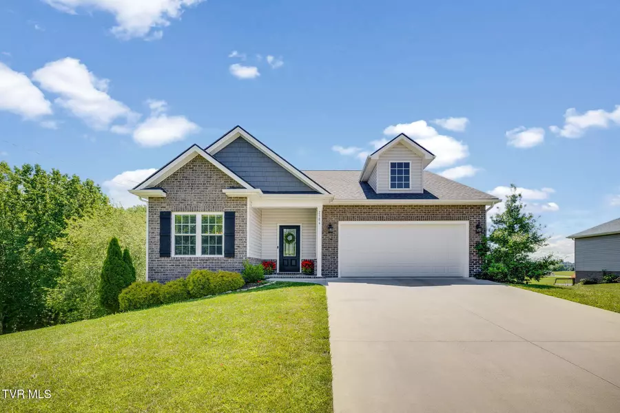 2384 Poplar Ridge CT, Piney Flats, TN 37686