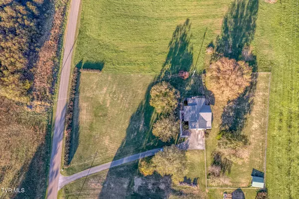 Abingdon, VA 24210,15060 Peaceful Valley RD