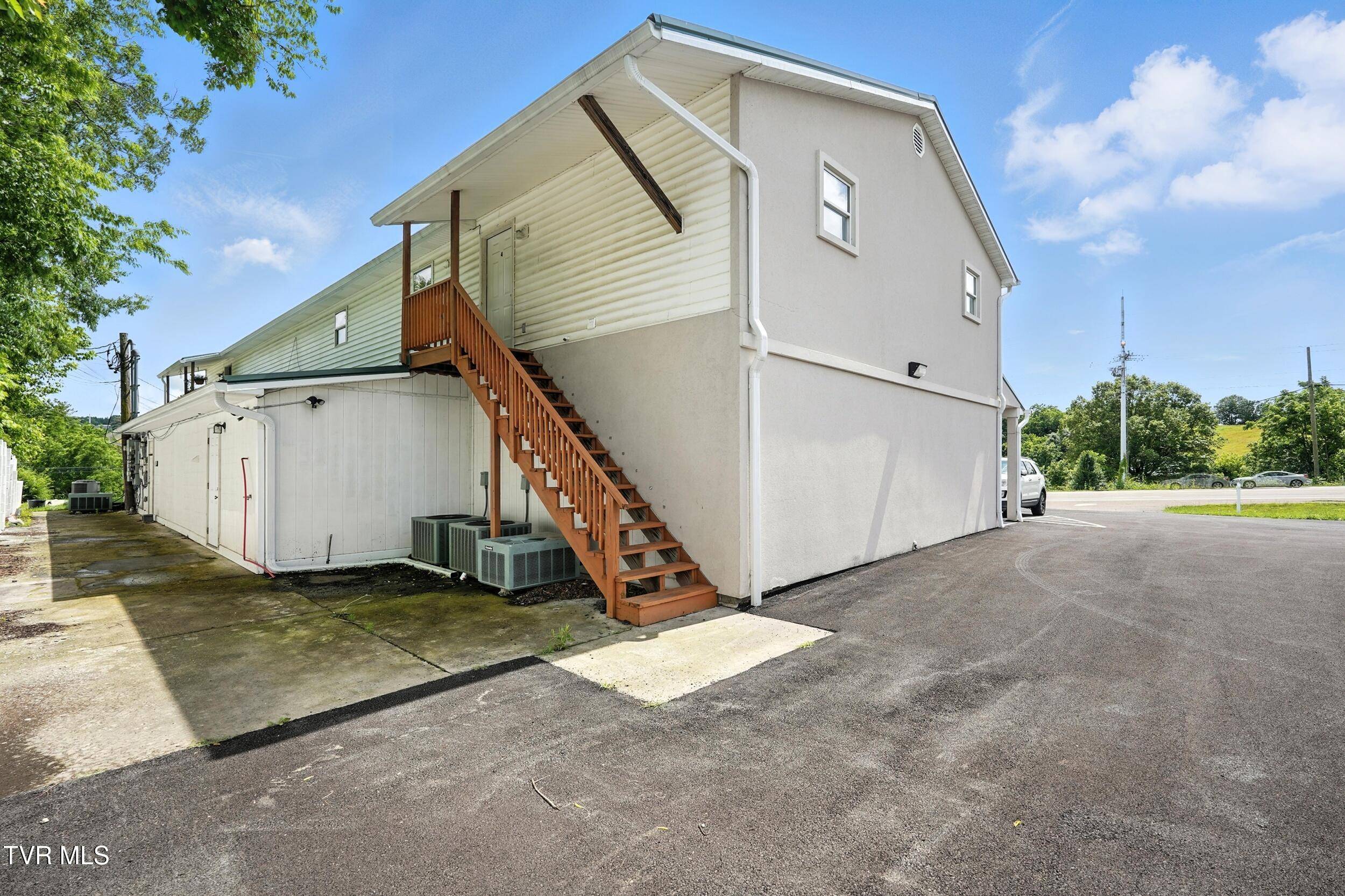 3847 Highway 394 #4, Bluff City, TN 37618