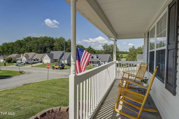 Bluff City, TN 37618,101 May Apple DR