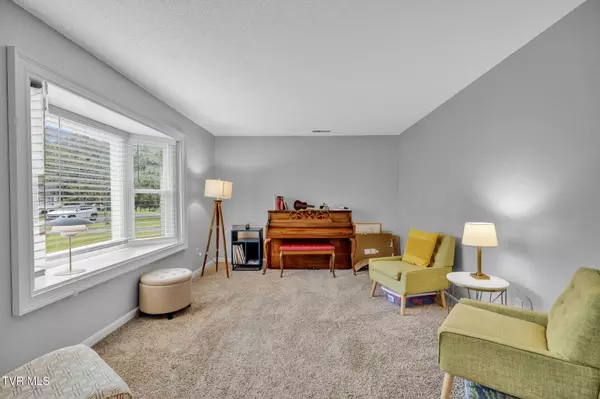 Johnson City, TN 37604,2109 Valley LN