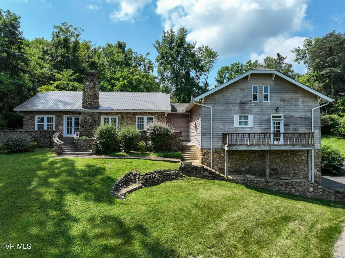 Greeneville, TN 37743,1027 Summer ST