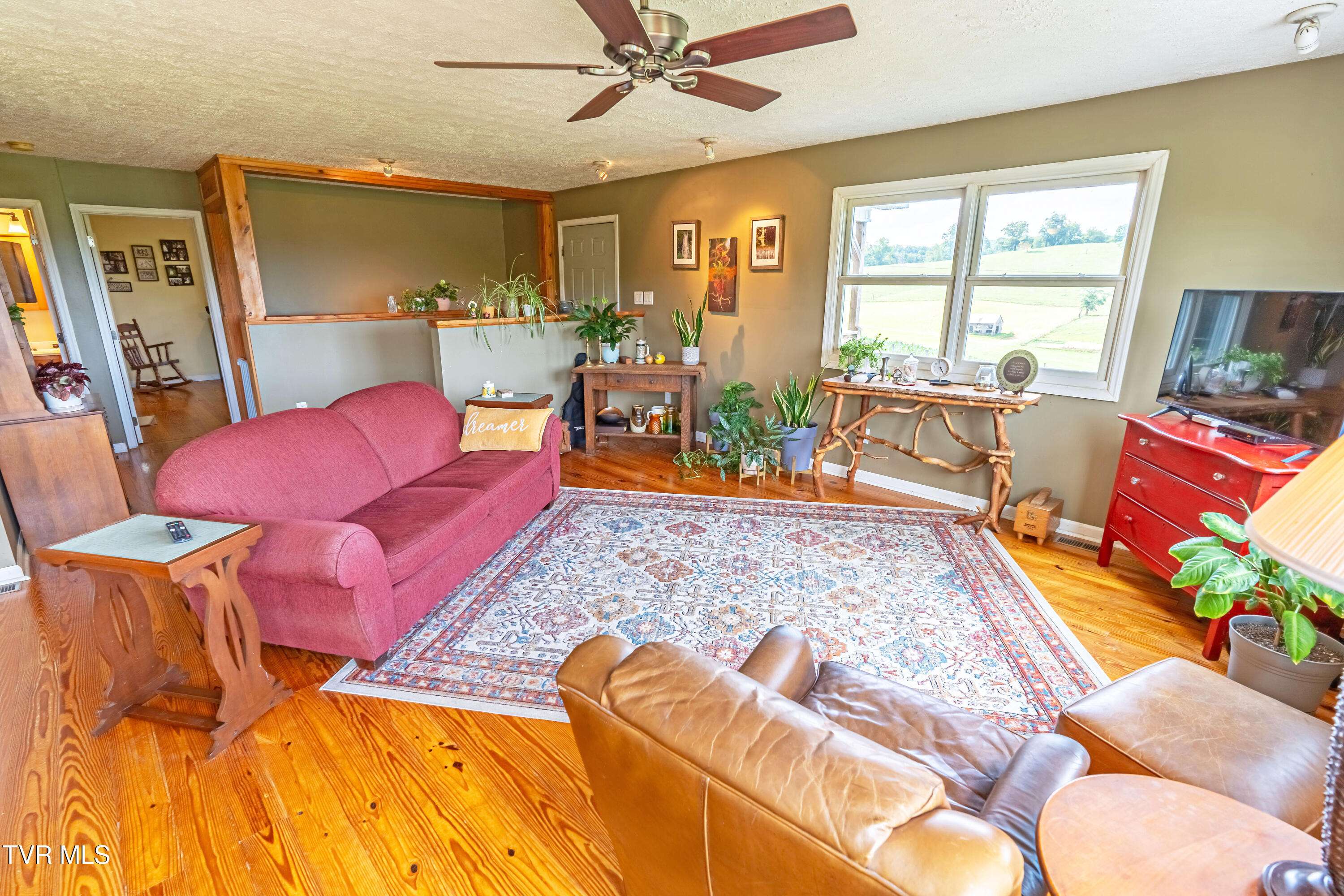 Meadowview, VA 24361,28360 Rivermont DR