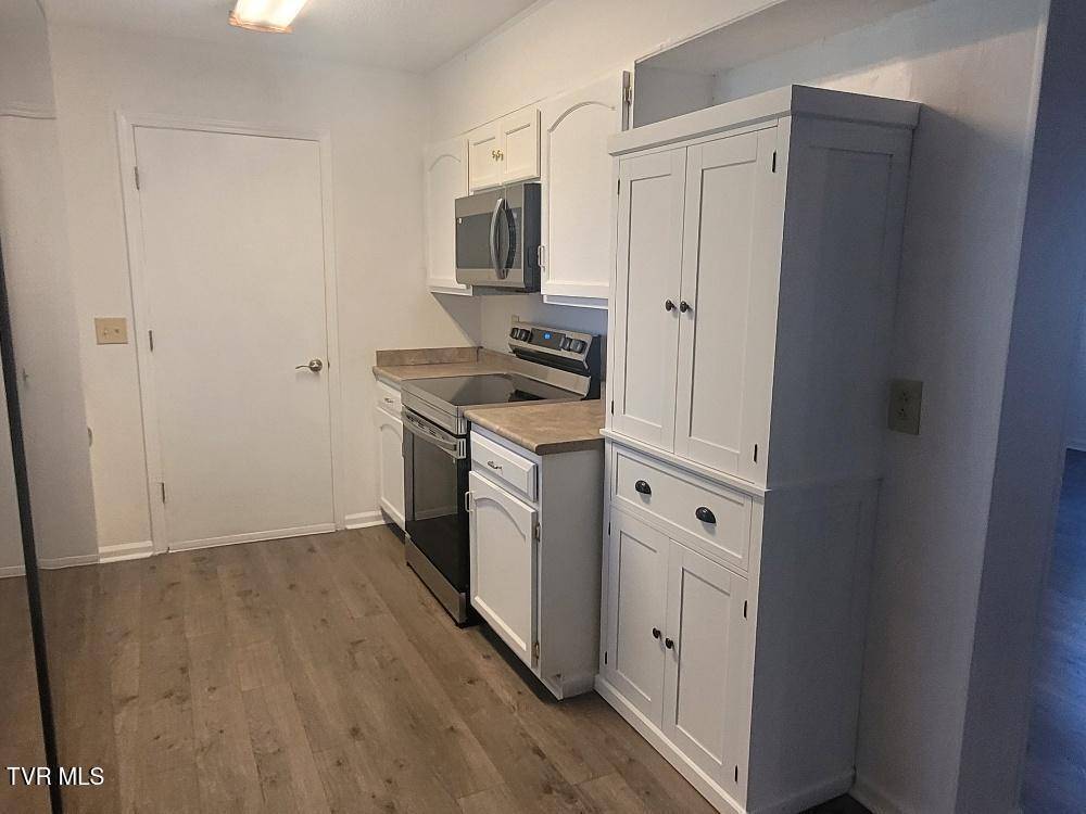 Johnson City, TN 37601,1209 Vanleer Avenue