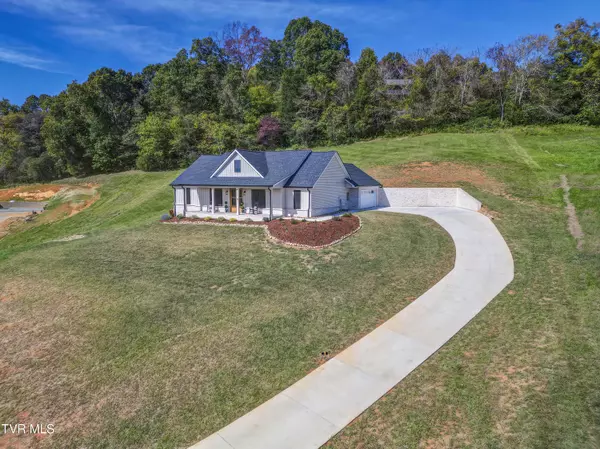 Johnson City, TN 37615,77 Sunset RD