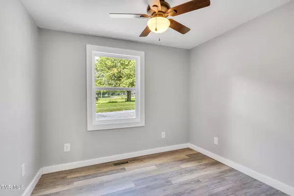 Afton, TN 37616,6340 Kingsport HWY