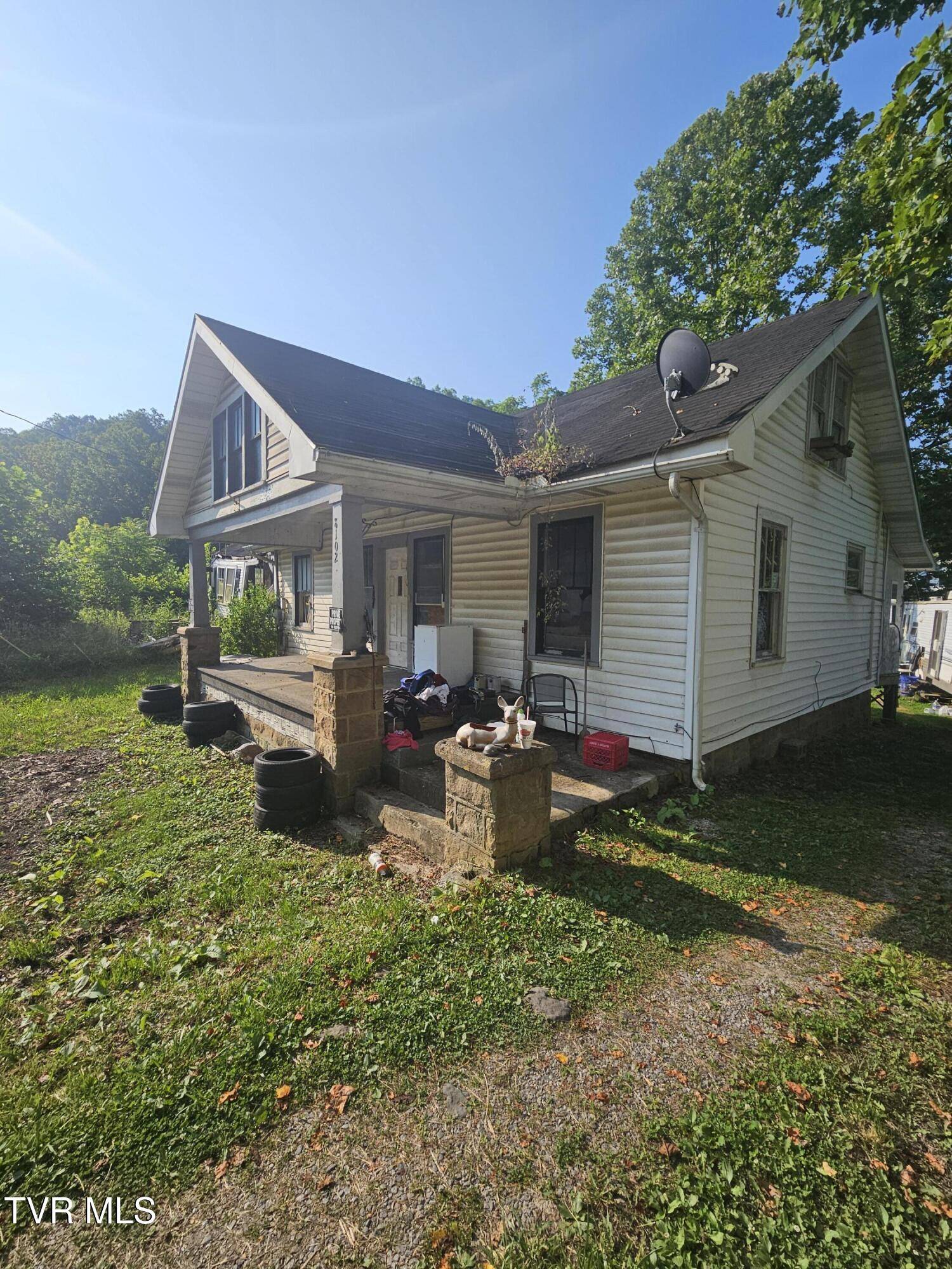 8102 Main ST, Pound, VA 24279