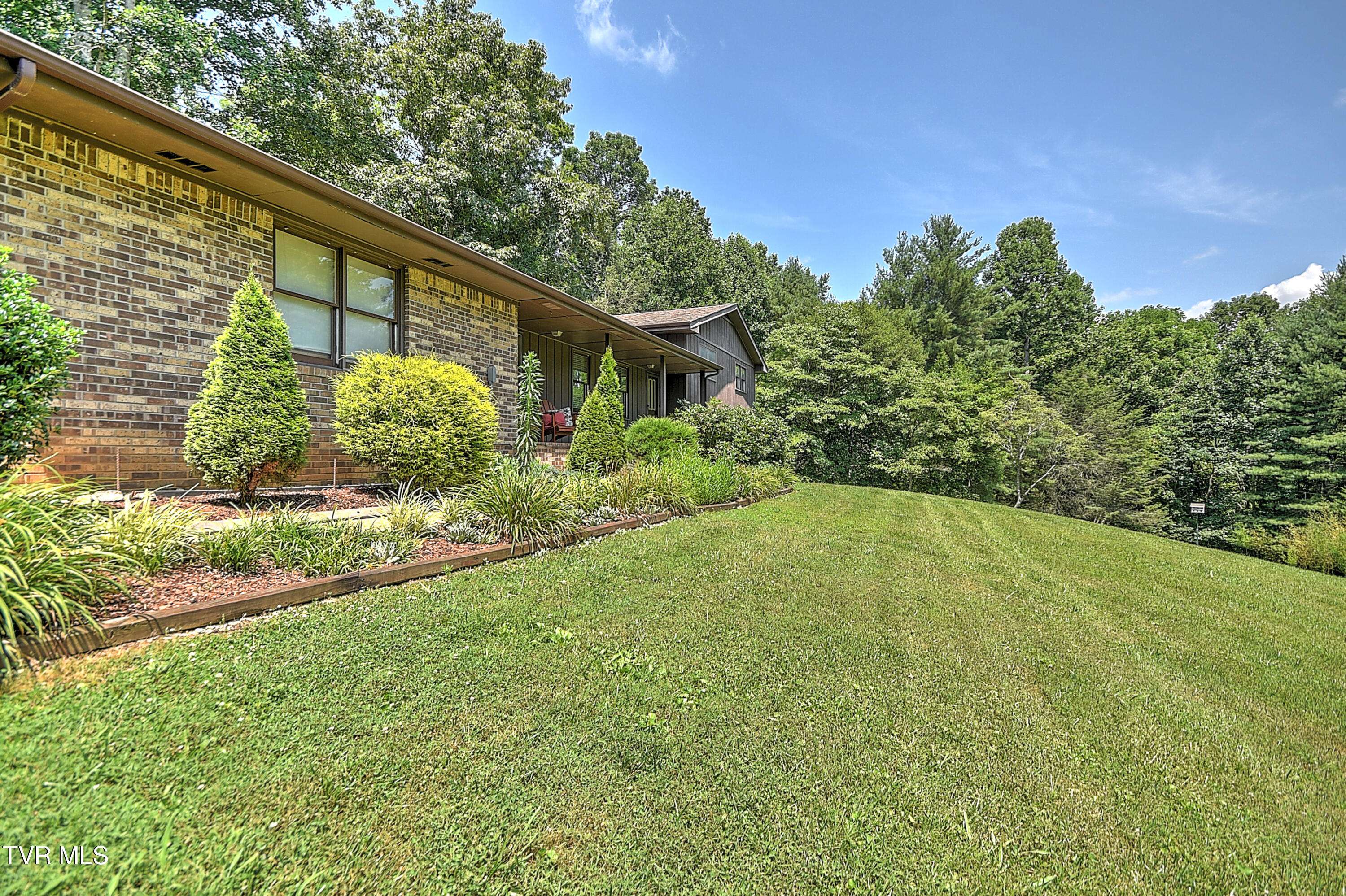 Bluff City, TN 37618,4700 Weaver PIKE