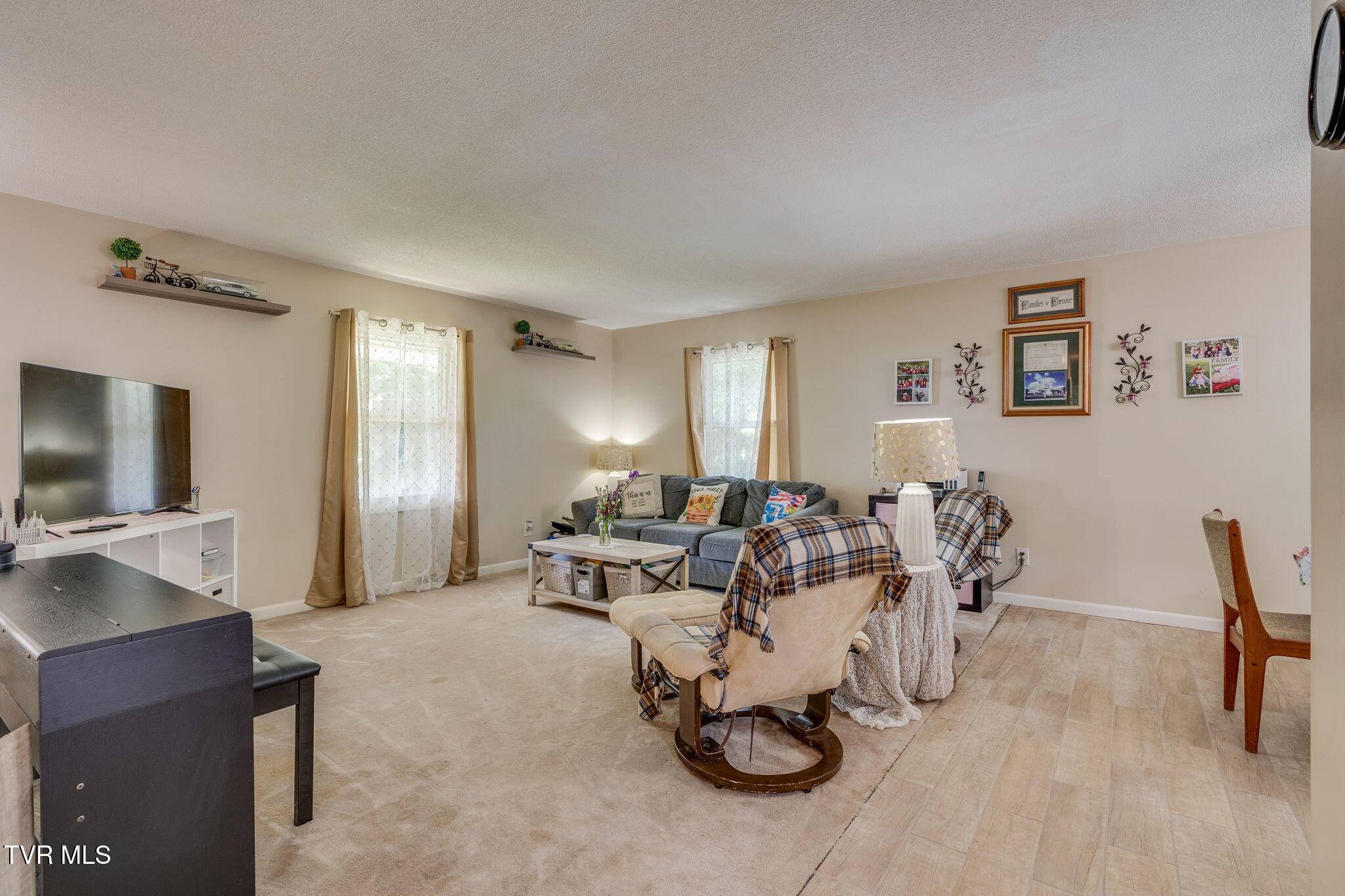 Greeneville, TN 37745,1806 Dellwood CIR