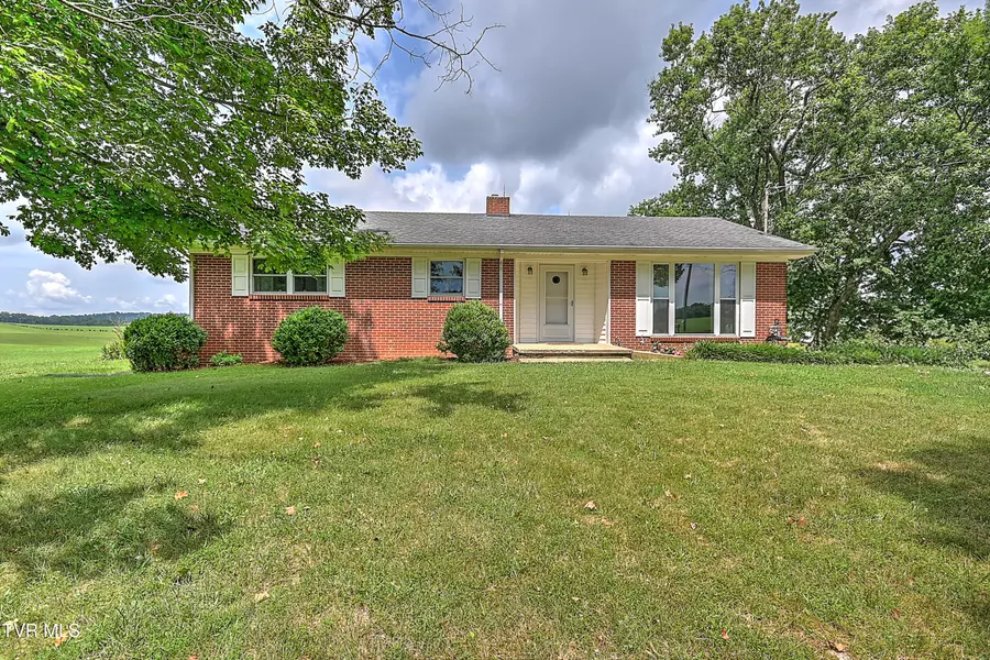 430 Boles LN, Chuckey, TN 37641