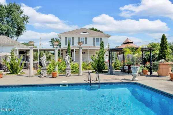 201 Wanola AVE, Kingsport, TN 37660