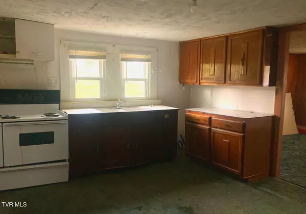 Mount Carmel, TN 37645,329 Cypress ST