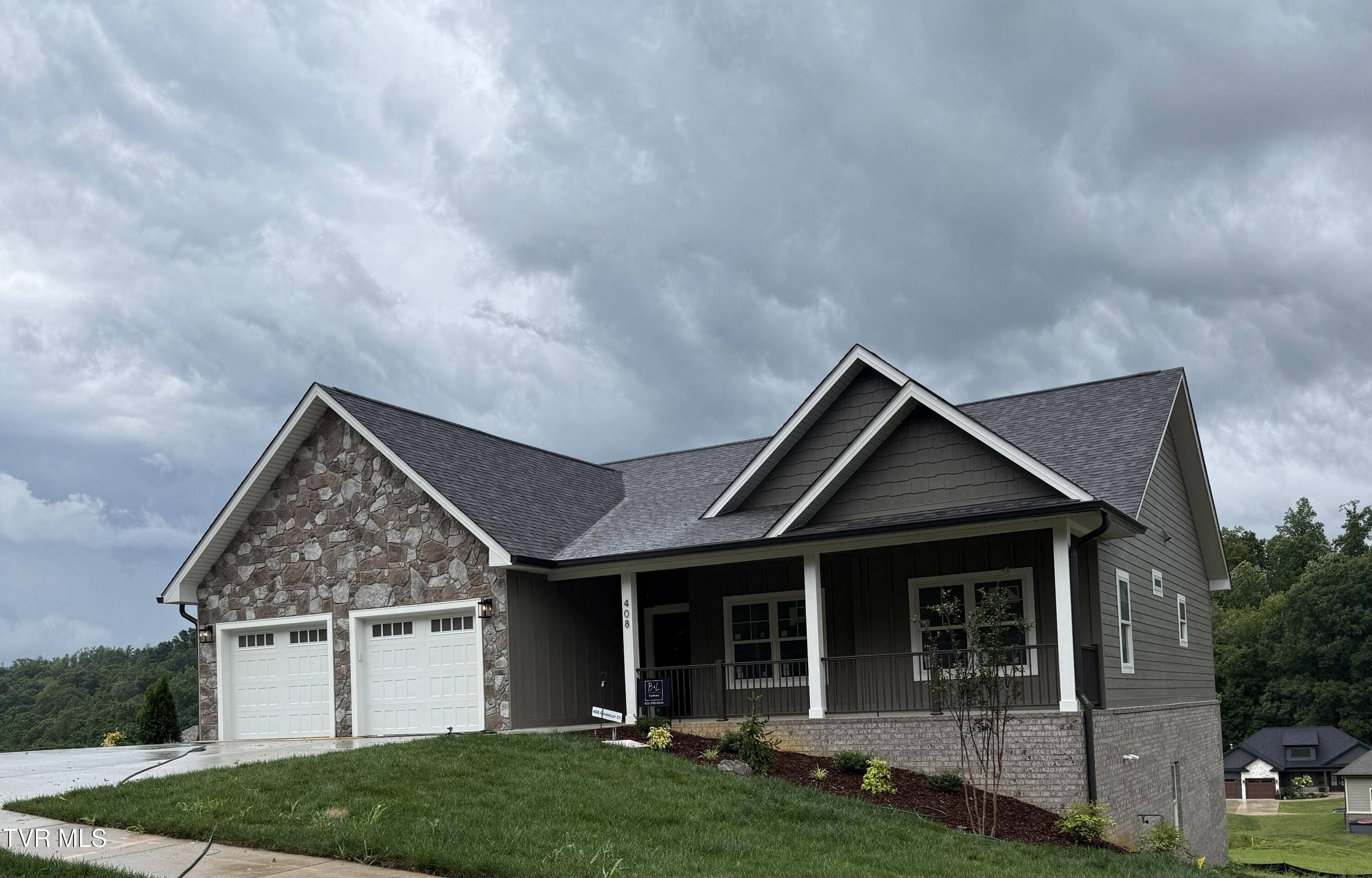 408 Gransley CT, Johnson City, TN 37615