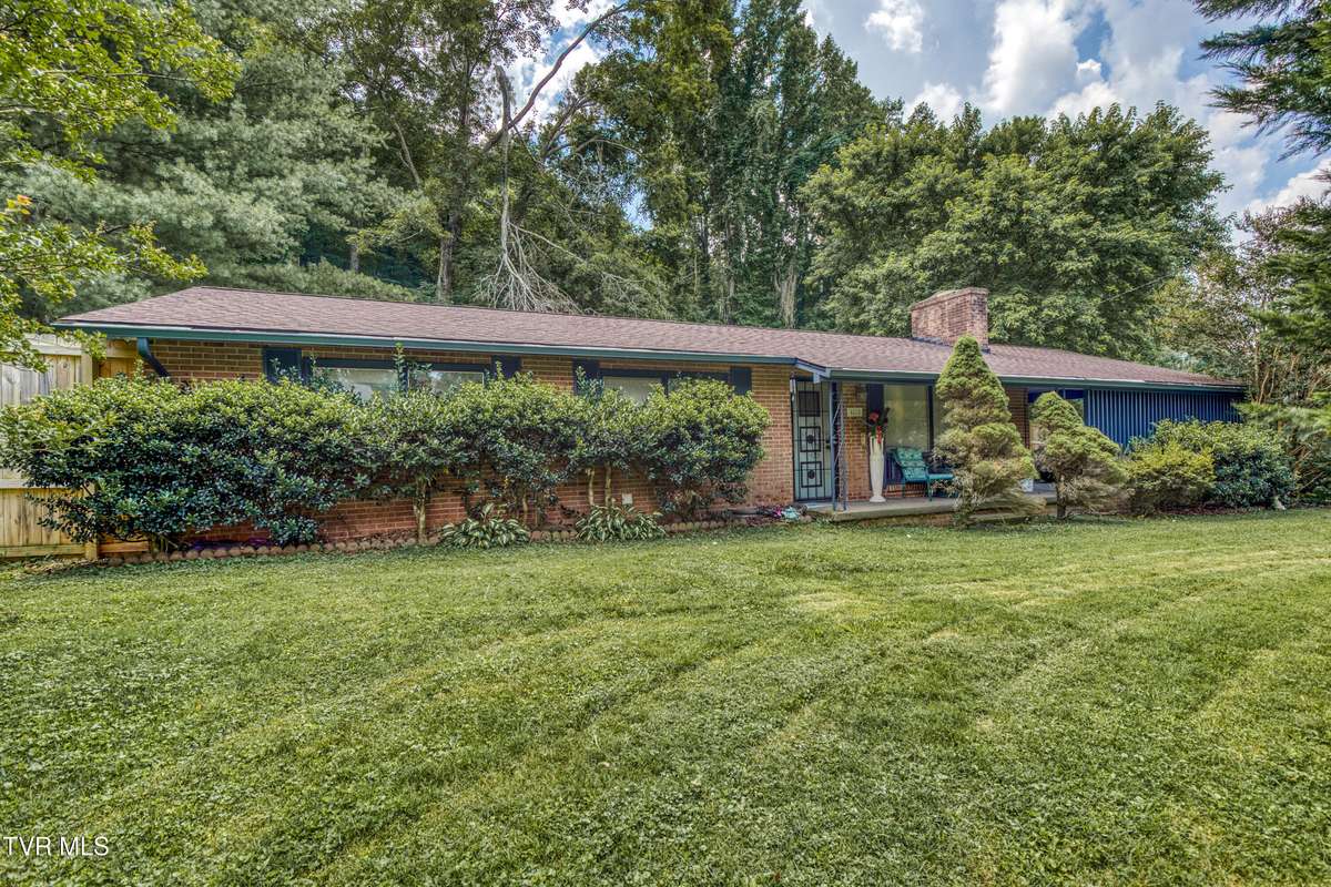 Kingsport, TN 37664,5825 Cochise TRL
