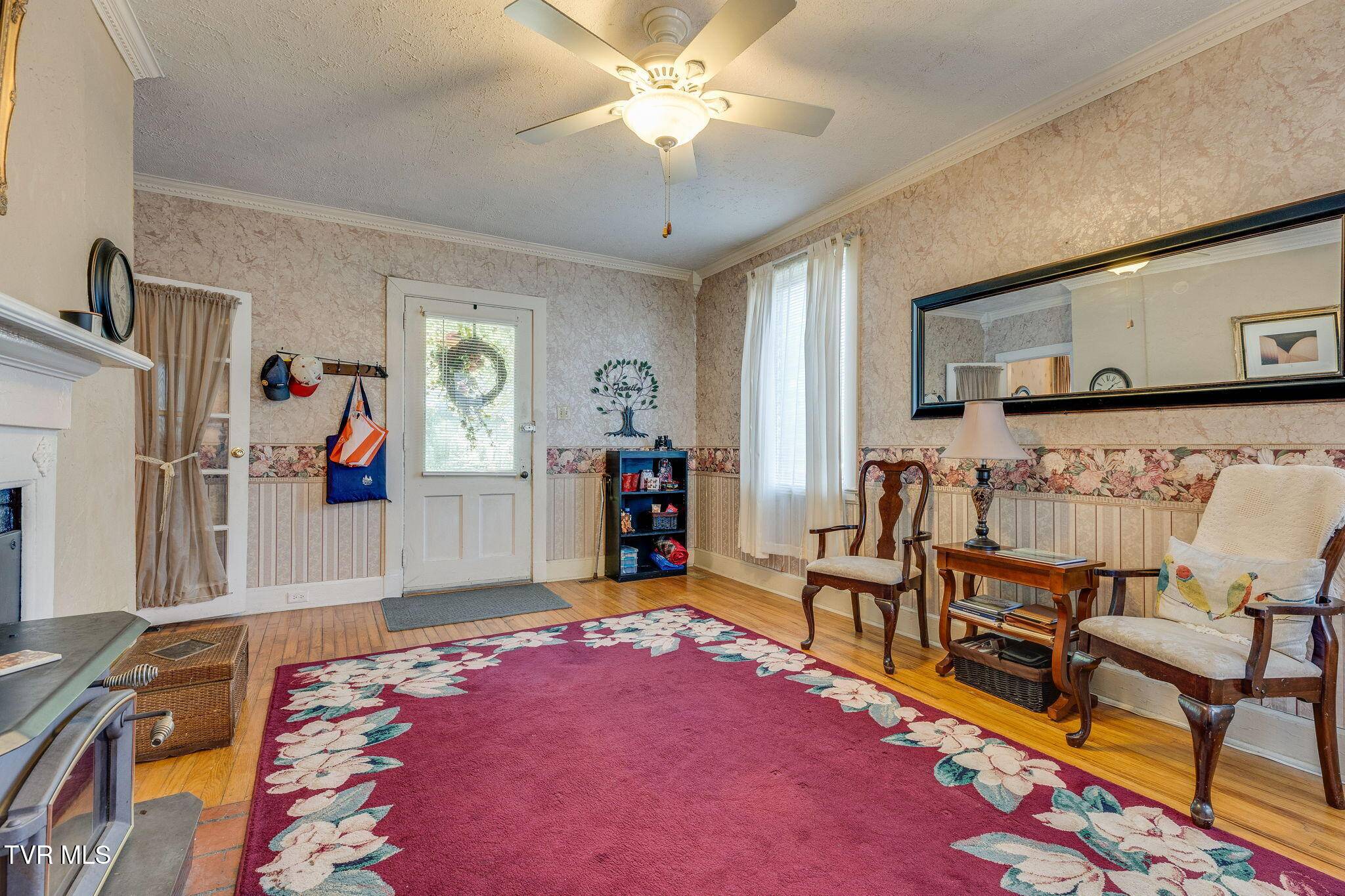 Elizabethton, TN 37643,375 Pine Hill RD