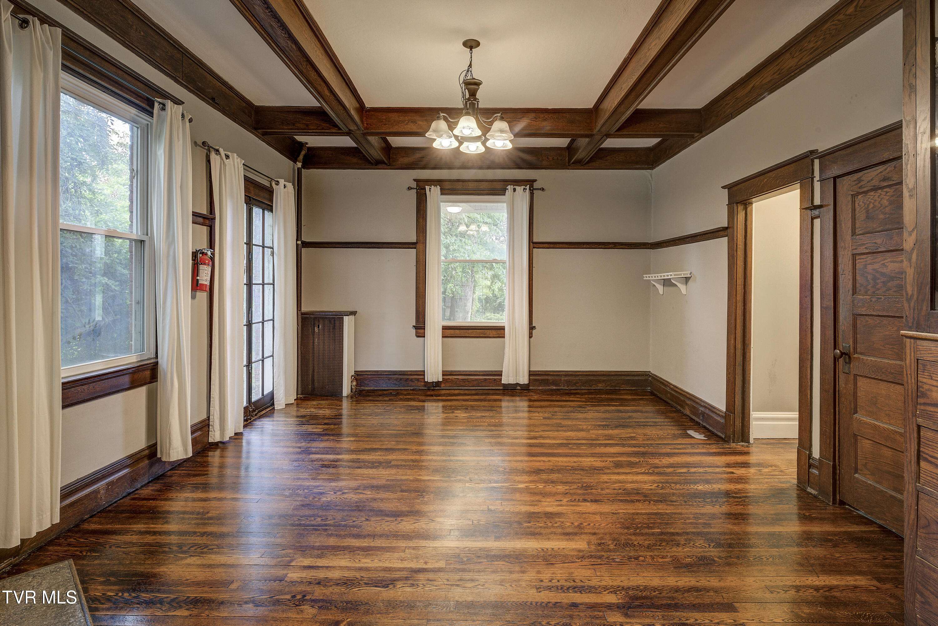 Johnson City, TN 37604,313 Lamont ST
