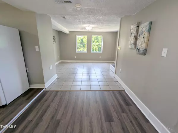 Kingsport, TN 37664,1817 Avalon ST