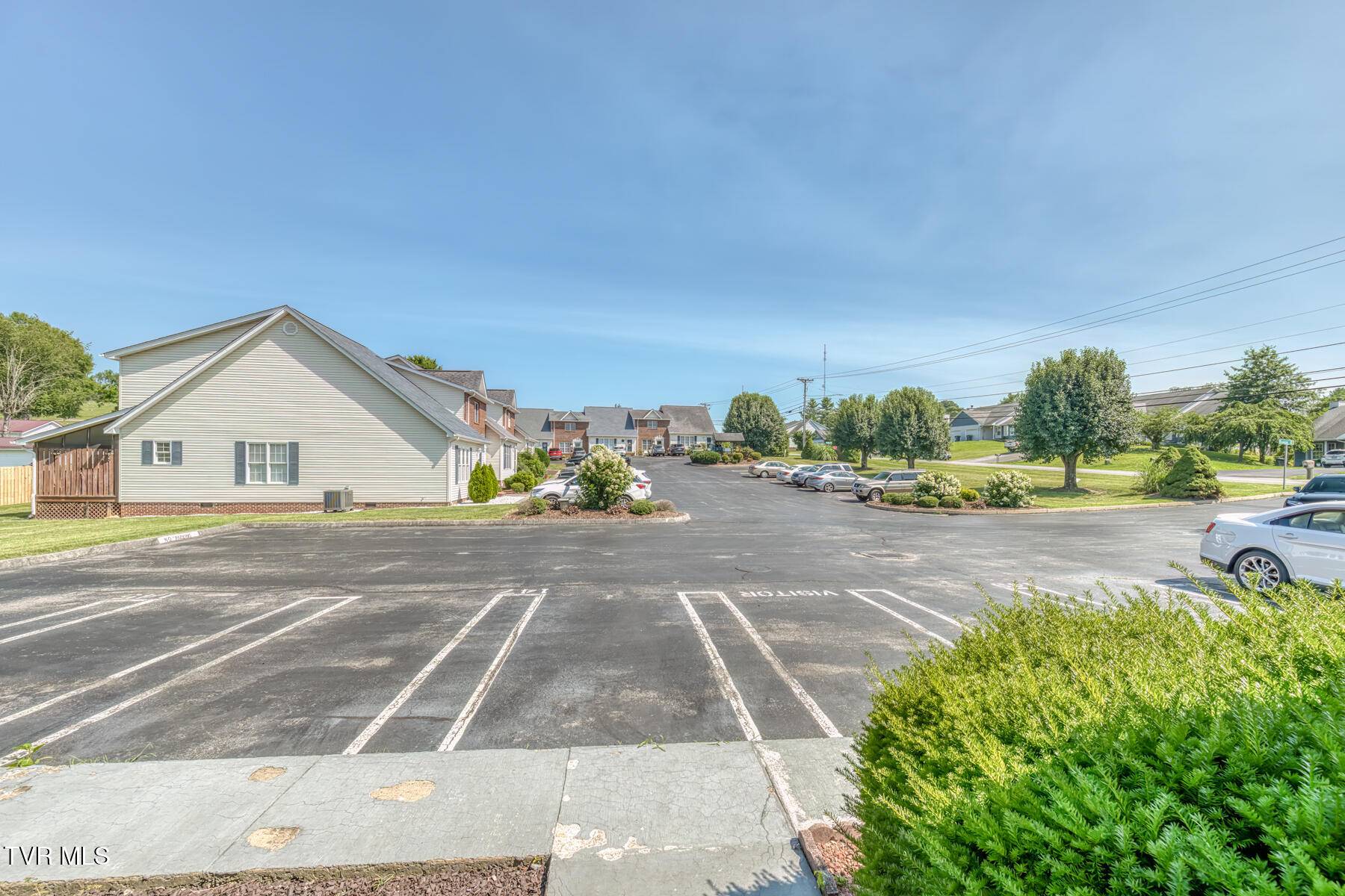 Bristol, VA 24202,147 Rainbow CIR #147