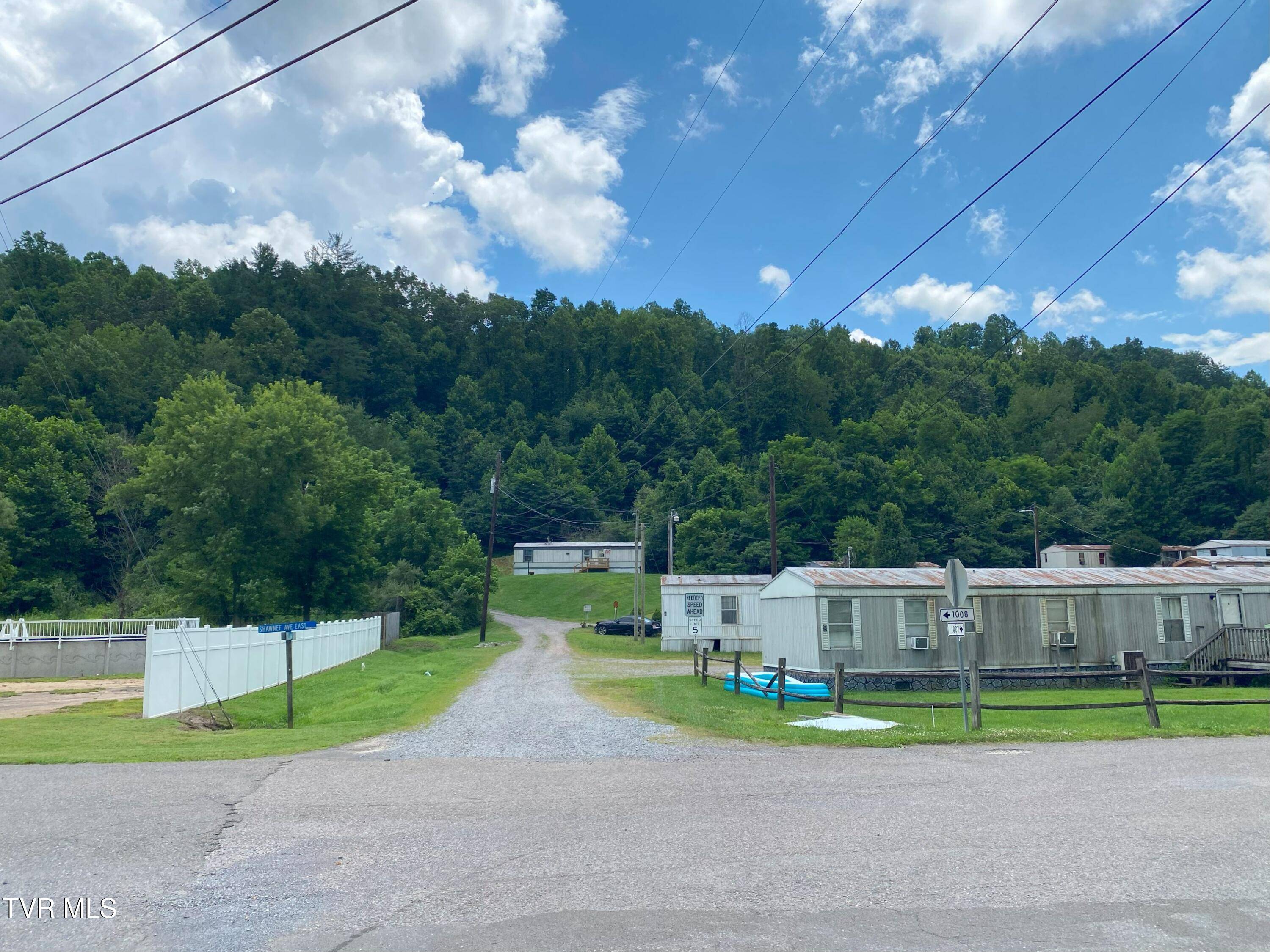 403 26th ST, Big Stone Gap, VA 24219