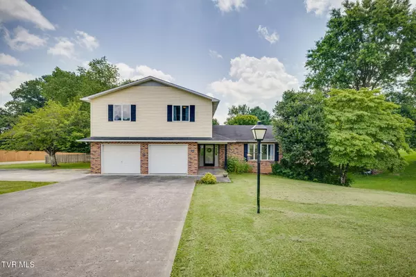 17304 Mary Lee DR, Abingdon, VA 24210